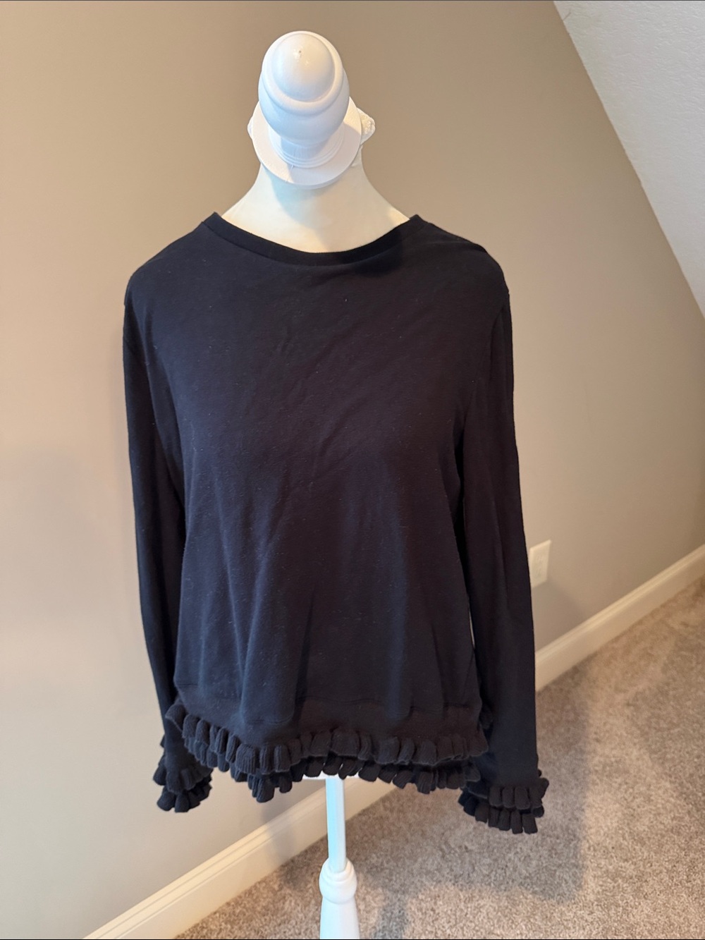 crown & ivy Black Long-Sleeve Ruffle-Hem light sweater